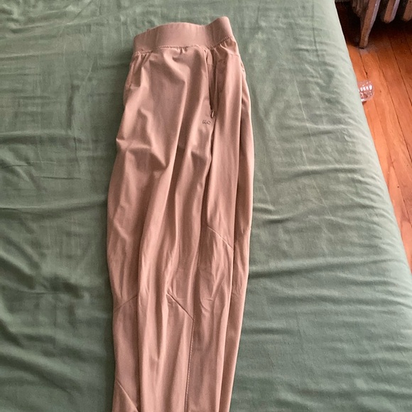 EUC Kenneth Cole Activewear Pants/Jogger Men’s Small - Picture 6 of 8